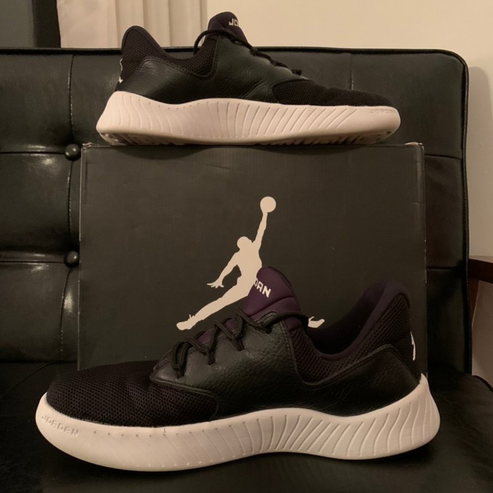 Jordan Trainers